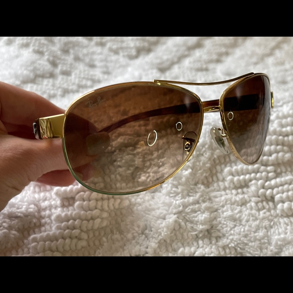 Ray-Ban women’s sunglasses RB3386